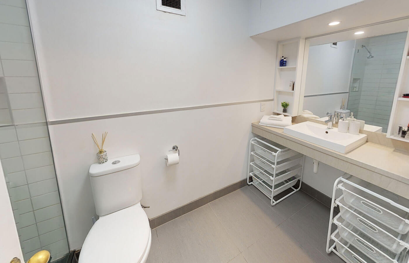 5-Bedroom-Apartment