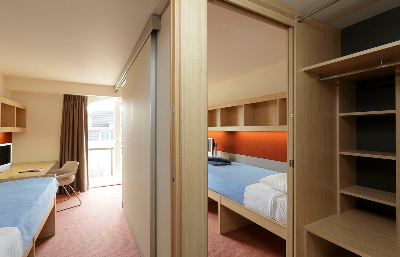 2 Bedroom Studio with Balcony